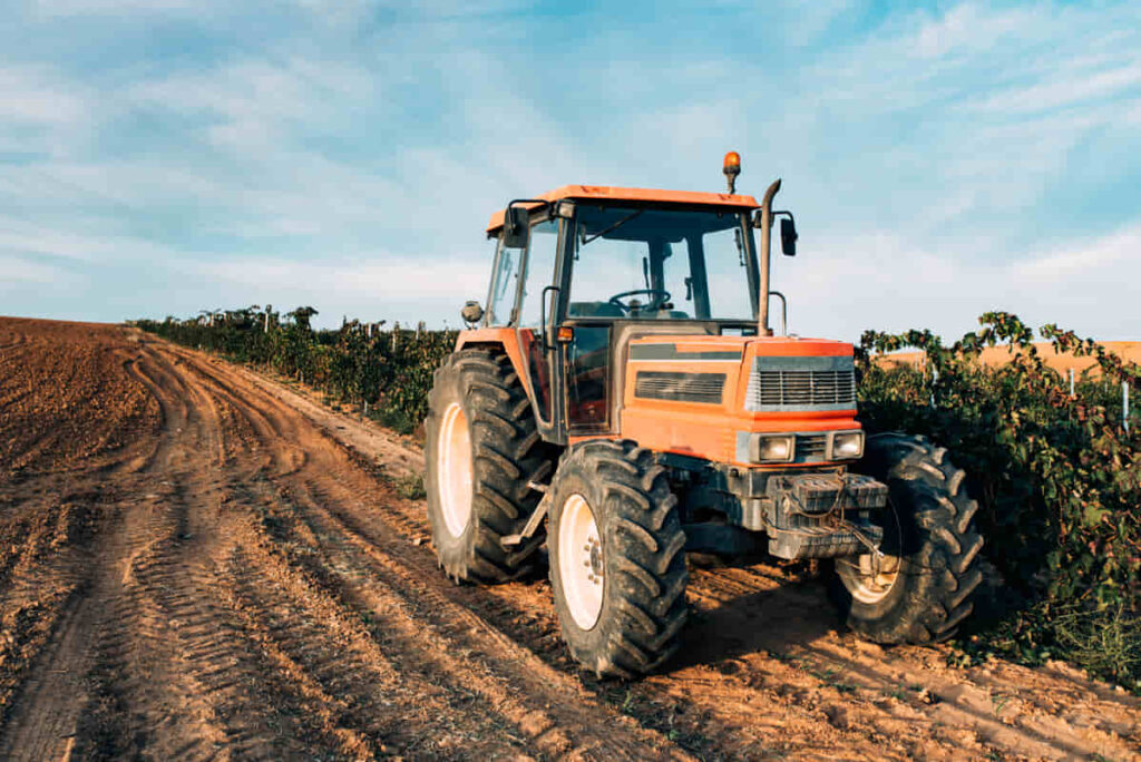 tractor-in-a-vineyard-2021-08-26-20-17-09-utc