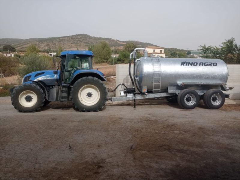 cisternas de agua potable para sequía y tractor